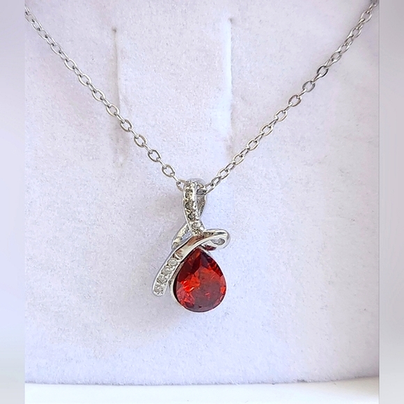 NWT Ryze Ruby Red & White Frost Cubic Zirconia .925 Sterling Silver Necklace - Picture 5 of 9